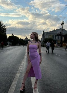 Jocelyn - escort in Dubai Photo 2 of 9