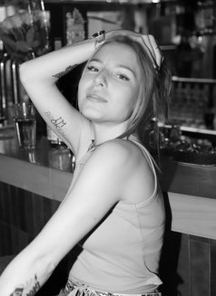 Jocelyn - escort in Dubai Photo 9 of 9