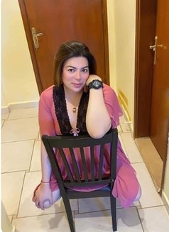 Moon - Transsexual escort in Kuwait Photo 19 of 24