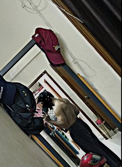 Joe - Male escort in Bangalore Photo 1 of 3