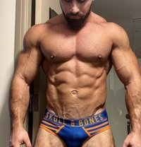 Joe Muscle - Male escort in London