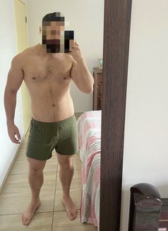 Joeboy - Male escort in Candolim, Goa Photo 3 of 5