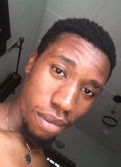 Joey1999 - Acompañantes masculino in Lagos, Nigeria Photo 3 of 3