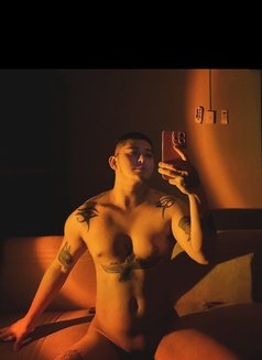 Joeydoo - Male escort in Manila Photo 1 of 1