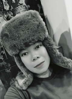 Johann - Transsexual escort in Khobar Photo 4 of 5