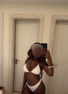 Johanna - escort in Dubai Photo 4 of 7