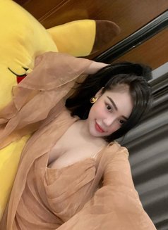 Johanna Rose - Masajista in Dubai Photo 1 of 6