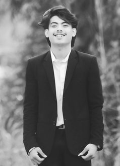 Johhny - Male escort in Surat Photo 1 of 2