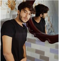 John - Acompañantes masculino in Abu Dhabi