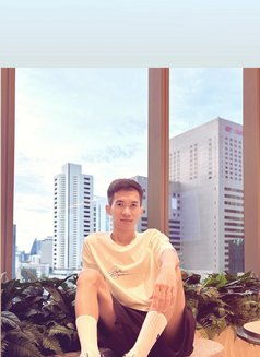 John - Acompañantes masculino in Bangkok Photo 4 of 8