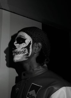 John Deo - Male escort in Pune Photo 7 of 15