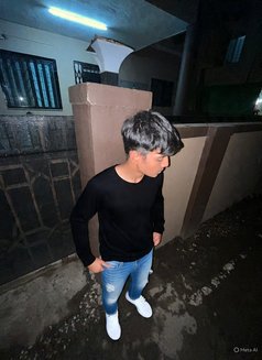 John Deo - Male escort in Pune Photo 9 of 15