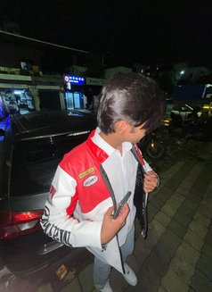 John Deo - Male escort in Pune Photo 13 of 15