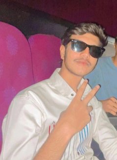 John Deo - Male escort in Pune Photo 14 of 15