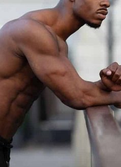 John - Male escort in Dubai Photo 4 of 5