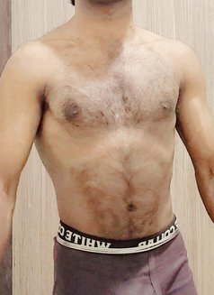 John Escort - Male escort in Dubai Photo 2 of 6