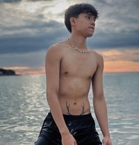 John - Male escort in Manila