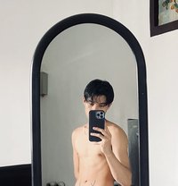 John - Male escort in Manila