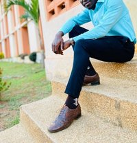 John - Acompañantes masculino in Accra