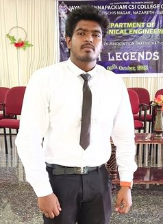 Massage Specialist - Male escort in Chennai Photo 7 of 7