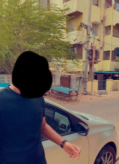 John - Male companion in Hyderabad Photo 1 of 1