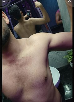 John - Acompañantes masculino in Mumbai Photo 6 of 15