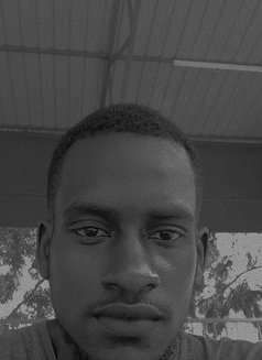 Curt - Acompañante masculino in Nairobi Photo 1 of 4