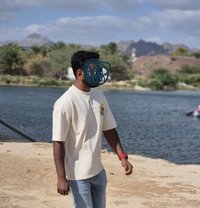 John Kurian - Intérprete masculino de adultos in Dubai