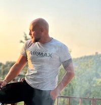 John Lebanon - Male escort in Beirut Photo 1 of 8