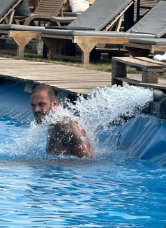 John Lebanon - Male escort in Beirut Photo 3 of 8