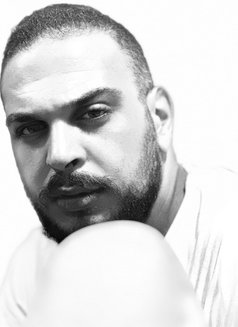 John Lebanon - Male escort in Beirut Photo 7 of 8