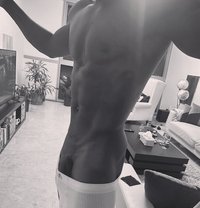 John - Acompañantes masculino in Dubai