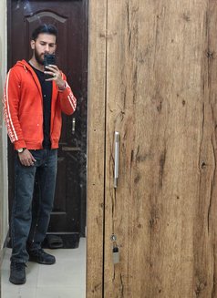 John Martin - Male escort in Candolim, Goa Photo 29 of 30