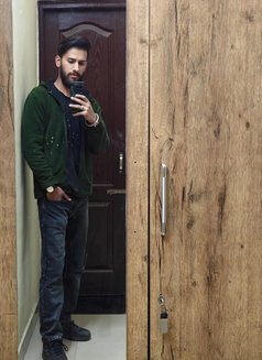 John Martin - Male escort in Dubai Photo 5 of 12