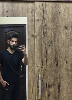 John Martin - Male escort in Guangzhou Photo 7 of 11