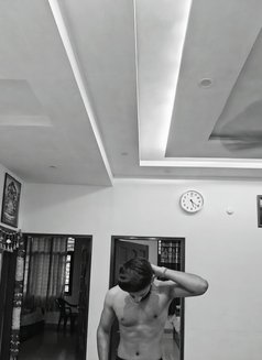 John Martin - Male escort in Guangzhou Photo 8 of 11