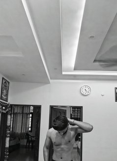 John Martin - Acompañantes masculino in Jalandhar Photo 14 of 19