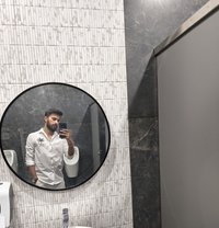 John Martin - Acompañantes masculino in Mumbai