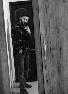 John Martin - Male escort in Mussoorie Photo 8 of 12
