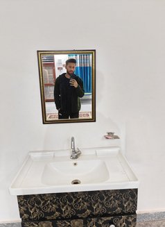 John Martin - Male escort in Mussoorie Photo 9 of 12