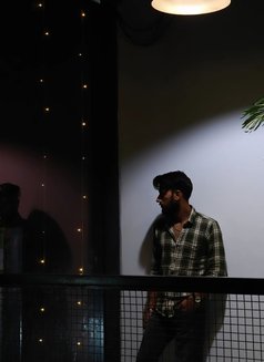 John Martin - Male escort in New Delhi Photo 2 of 22