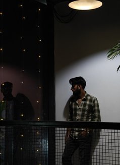 John Martin - Male escort in Shanghai Photo 3 of 11