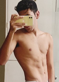 John Pablito - Acompañantes masculino in Dubai Photo 1 of 6
