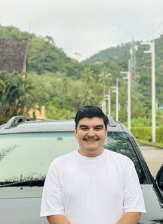 John - Male escort in Bangkok Photo 2 of 8