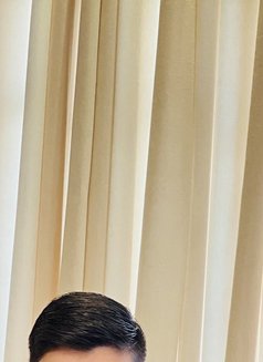 John - Male escort in Bangkok Photo 4 of 8