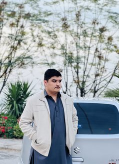 John - Male escort in Bangkok Photo 7 of 8