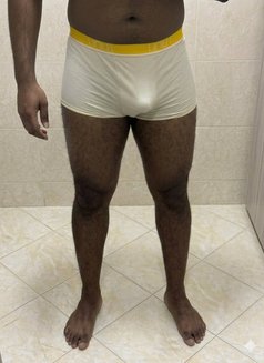 John Sier - Relaxing Massage for Ladies - Male escort in Colombo Photo 5 of 7