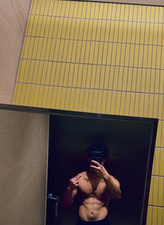 John escort -only Girls&couple - Male escort in Seoul Photo 3 of 4