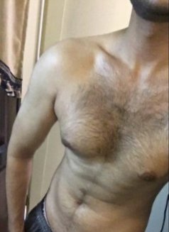 John Steven - Male escort in Al Manama Photo 1 of 1