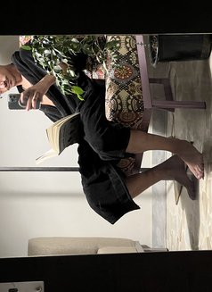 John - Male escort in Beirut Photo 9 of 14